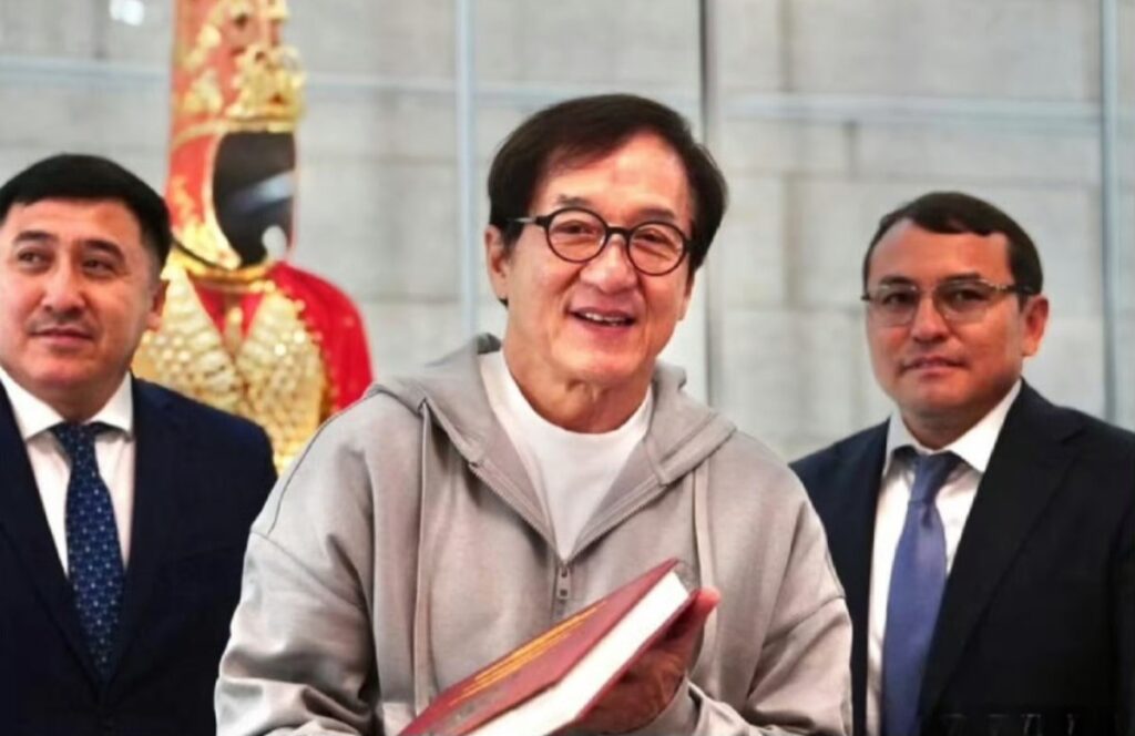 Kazakh-Museum-JackieChan2